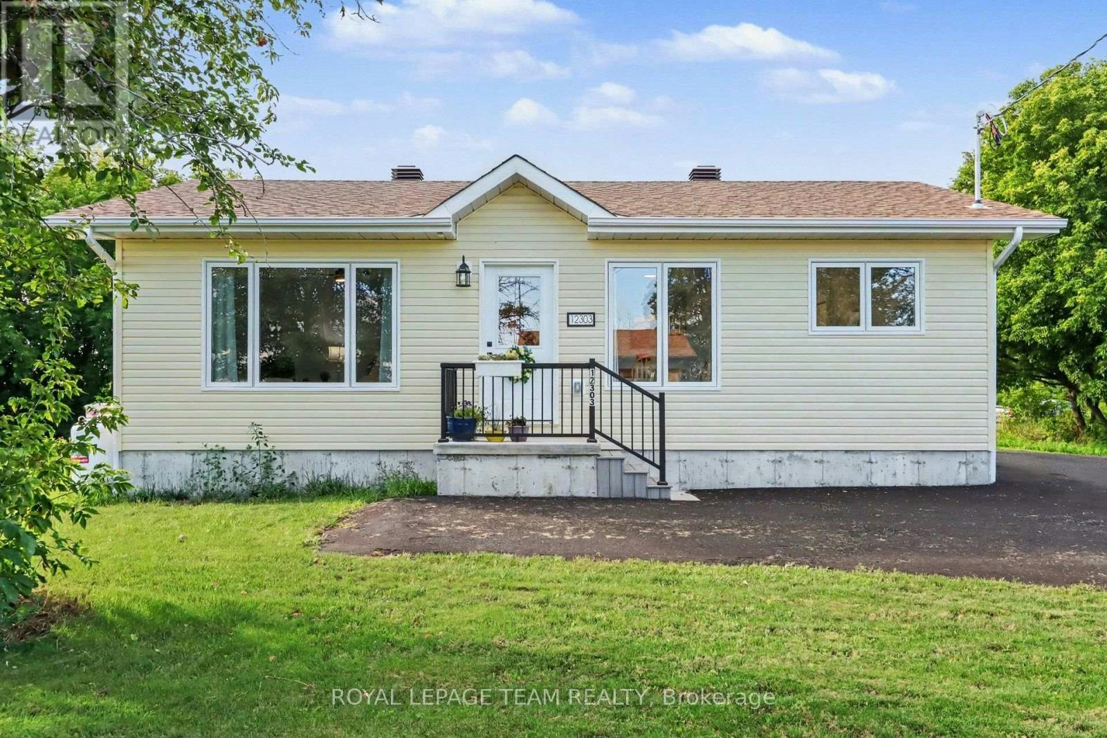 12303 5 County Road, Chesterville, ON, K0C 2L0