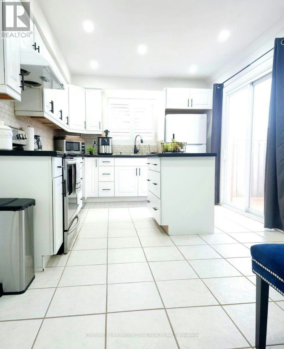 3 Blackthorn Lane E, Brampton, ON, L6V 3K7 - 7