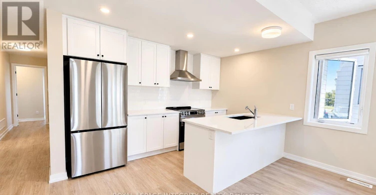 515 Celestine Private, Ottawa, ON, K2J 7P4 - 8