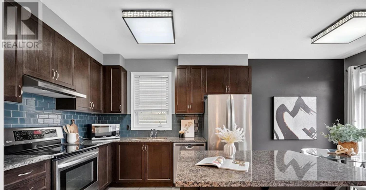 351 Gallantry Way, Ottawa, ON, K2S 0R1 - 8