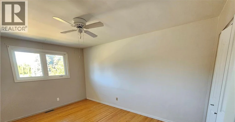 8 Coventry Drive, Kitchener, ON, N2A 1N3 - 7