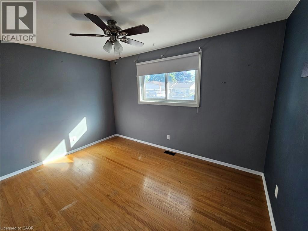 8 Coventry Drive, Kitchener, ON, N2A 1N3 - 8