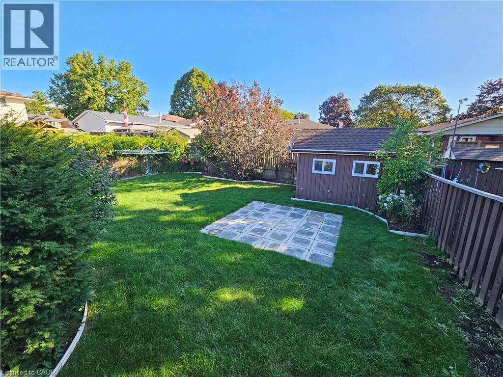 8 Coventry Drive, Kitchener, ON, N2A 1N3 - 15