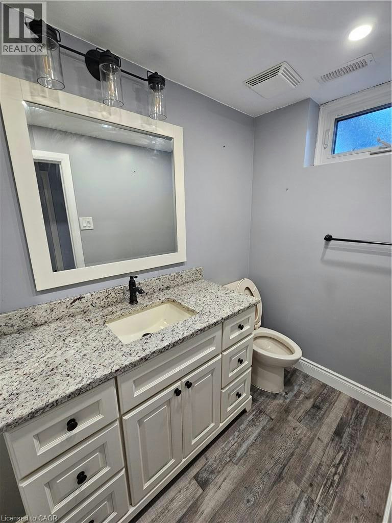 8 Coventry Drive, Kitchener, ON, N2A 1N3 - 11