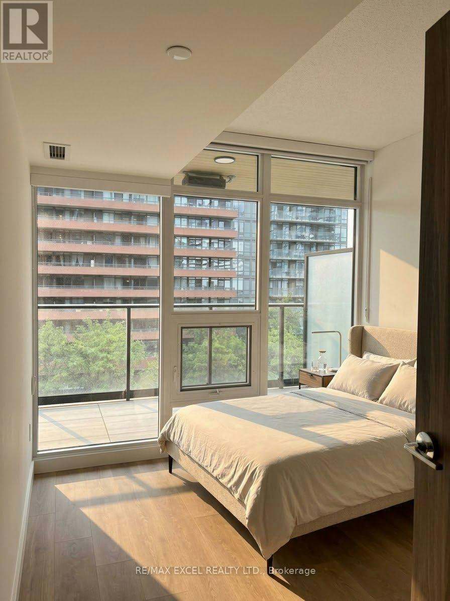 627-3 Concord Cityplace Way, Toronto, ON, M5V 0X4 - 8