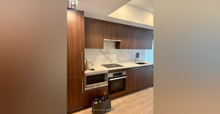 627-3 Concord Cityplace Way, Toronto, ON, M5V 0X4 - 7