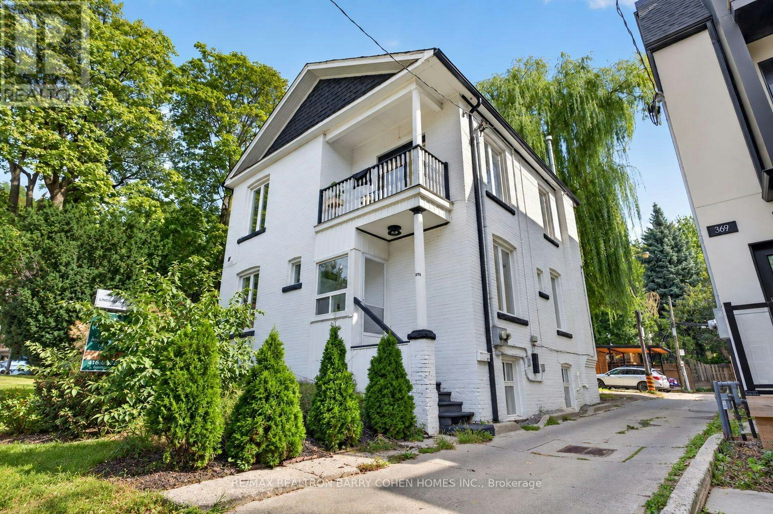LOWER-371 Howland Avenue, Toronto, ON, M5R 3C1