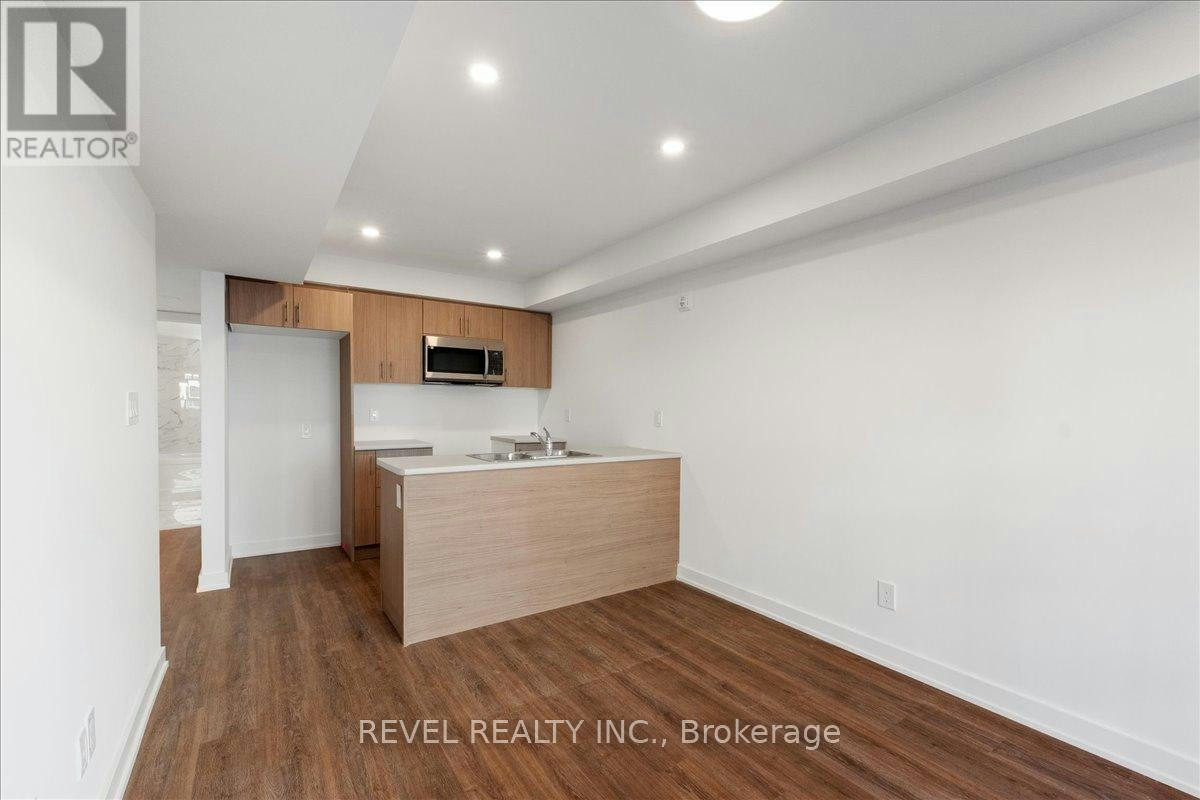 7-200 Railway Engine House Way, Whitby, ON, L1N 0P7 - 21