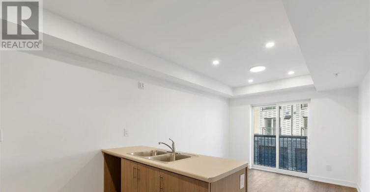7-200 Railway Engine House Way, Whitby, ON, L1N 0P7 - 10