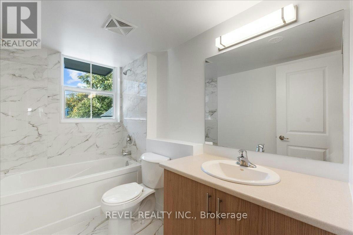 7-200 Railway Engine House Way, Whitby, ON, L1N 0P7 - 22