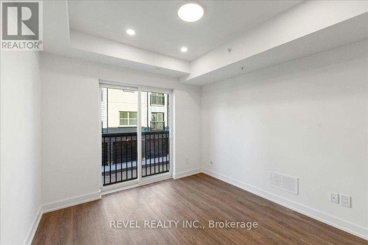 7-200 Railway Engine House Way, Whitby, ON, L1N 0P7 - 17