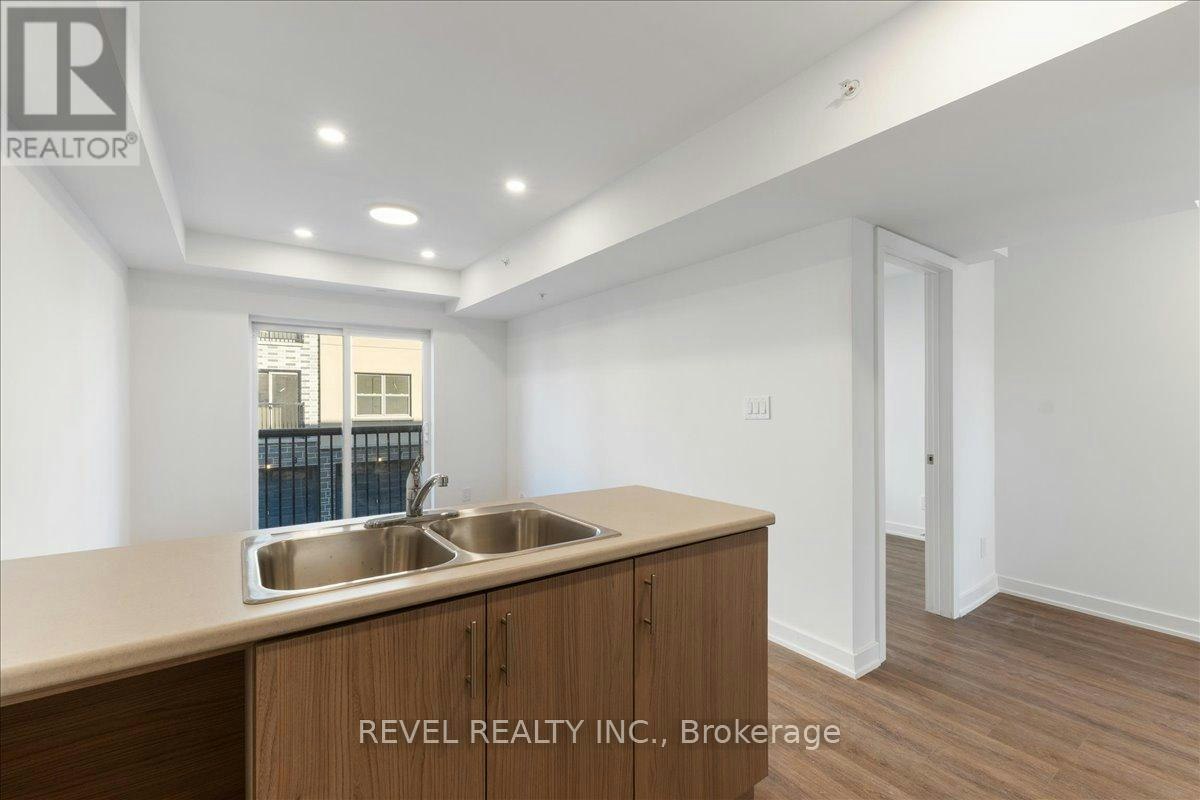 7-200 Railway Engine House Way, Whitby, ON, L1N 0P7 - 15