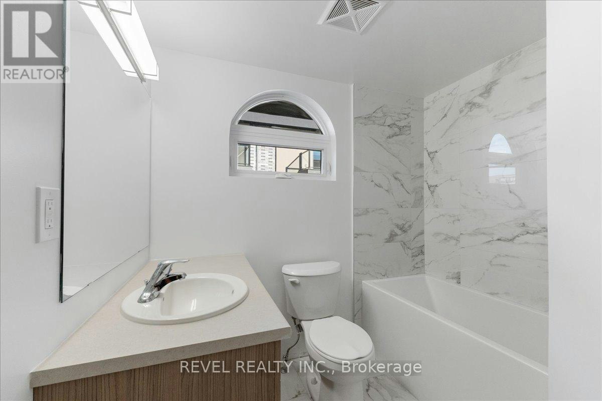 7-200 Railway Engine House Way, Whitby, ON, L1N 0P7 - 30