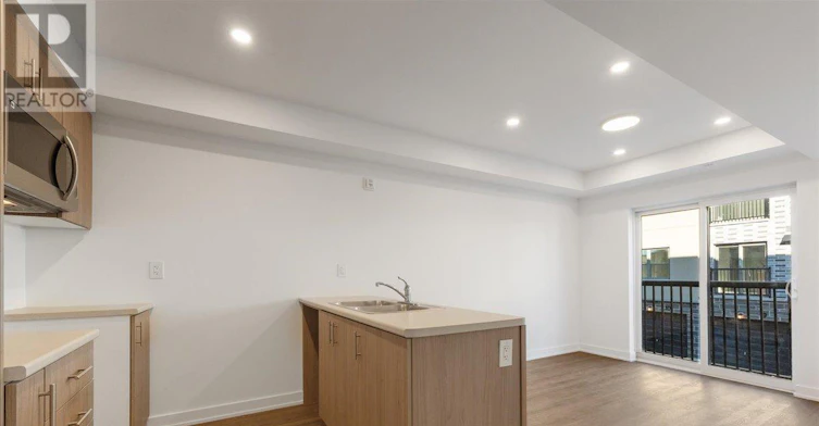 7-200 Railway Engine House Way, Whitby, ON, L1N 0P7 - 9