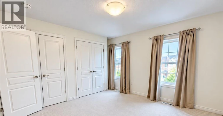 9 Hyde Park Mews, Kitchener, ON, N2H 0B2 - 13