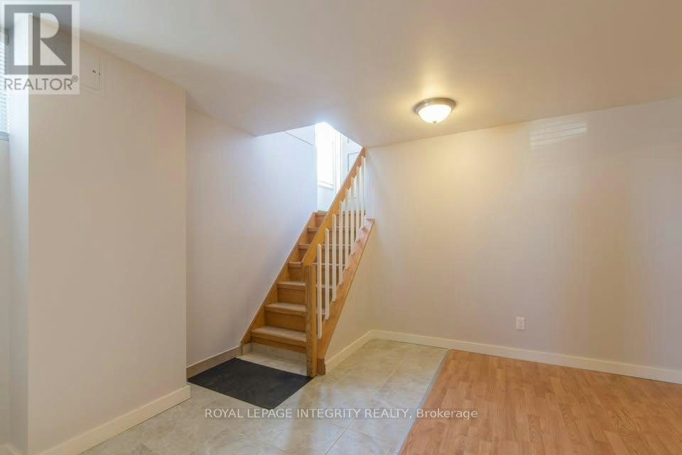 B-892 Baseline Road, Ottawa, ON, K2C 0A4 - 3