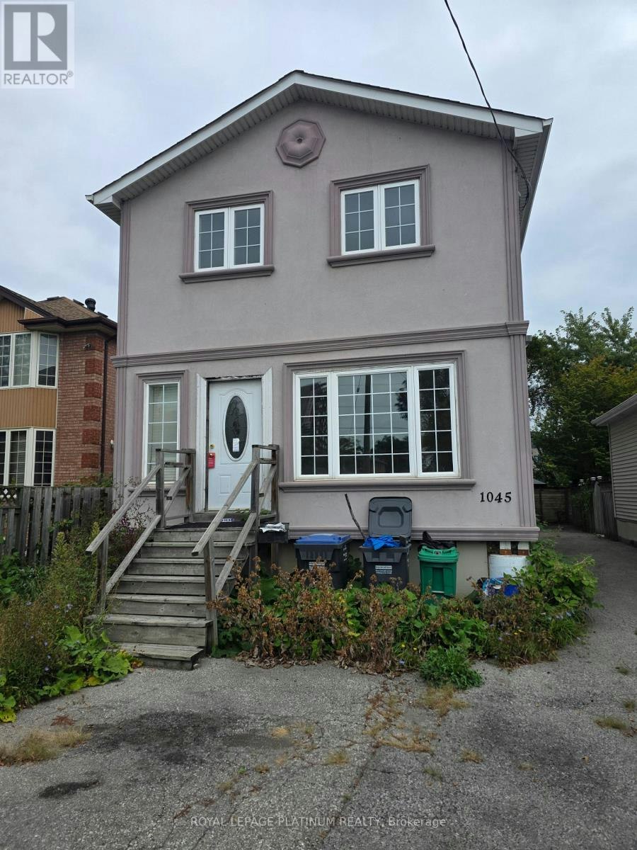 1045 Cawthra Road, Mississauga, ON, L5G 4K4