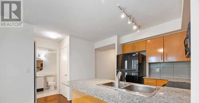 1713-16 Yonge Street, Toronto, ON, M5E 2A1 - 13