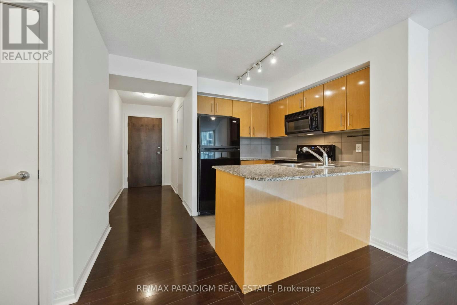 1713-16 Yonge Street, Toronto, ON, M5E 2A1 - 17