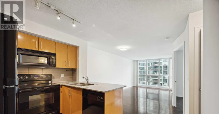 1713-16 Yonge Street, Toronto, ON, M5E 2A1 - 11