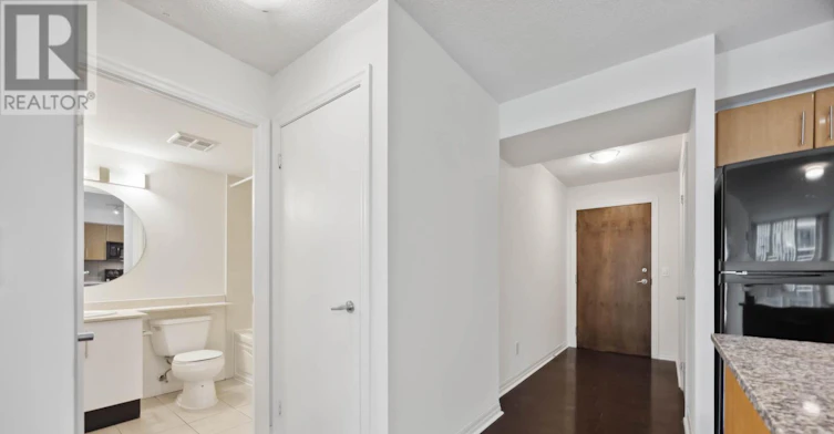 1713-16 Yonge Street, Toronto, ON, M5E 2A1 - 6