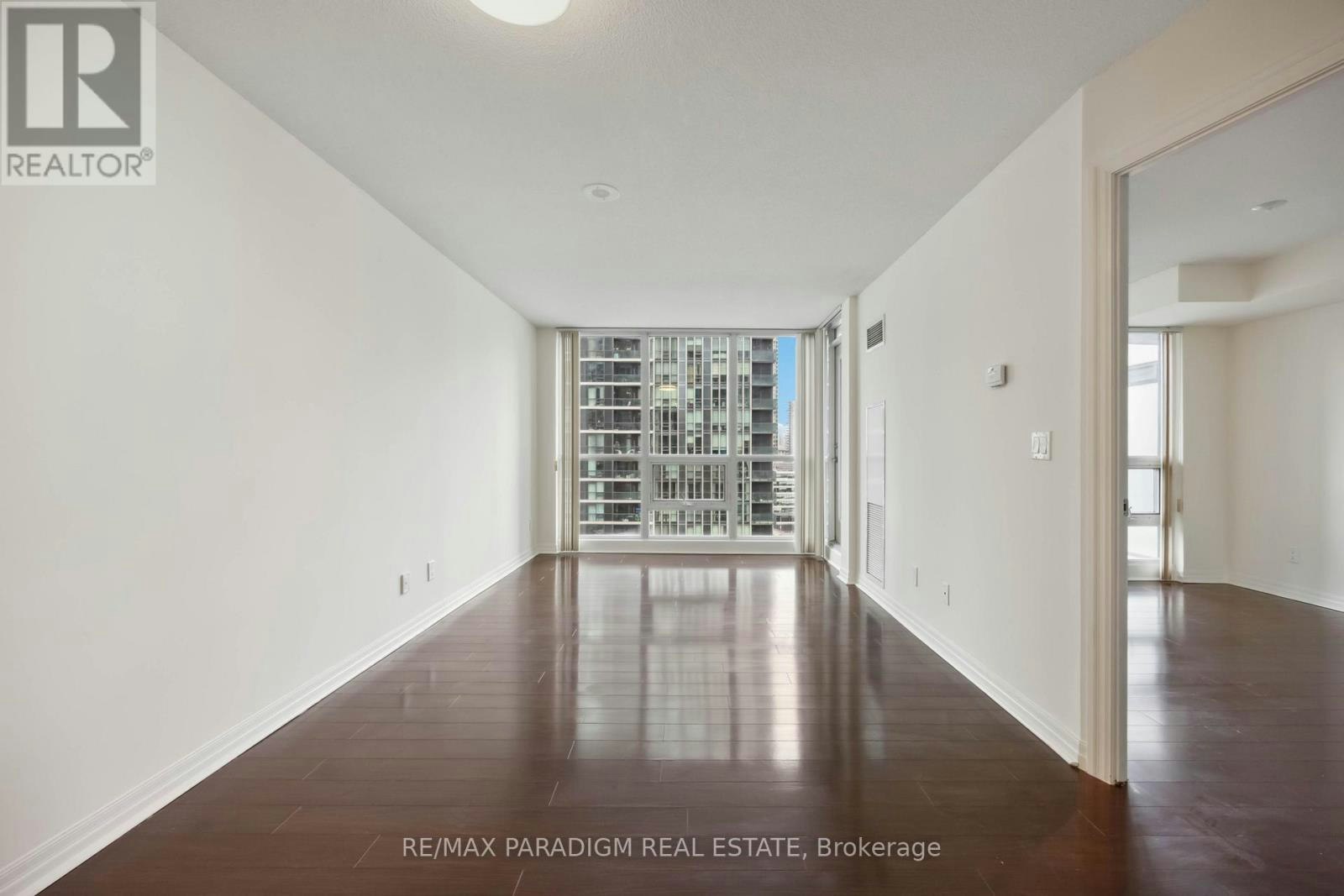 1713-16 Yonge Street, Toronto, ON, M5E 2A1 - 10