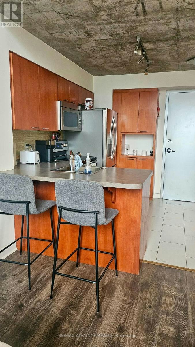 611-255 Richmond Street E, Toronto, ON, M5A 4T7 - 4