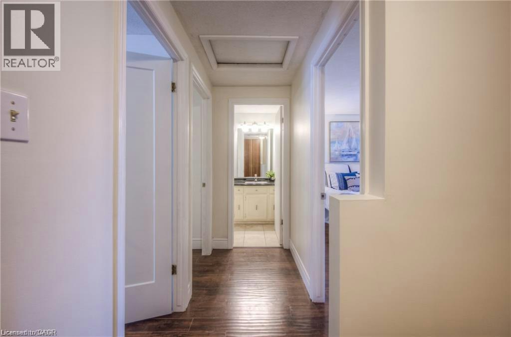 7-206 Green Valley Drive, Kitchener, ON, N2P 1G9 - 9