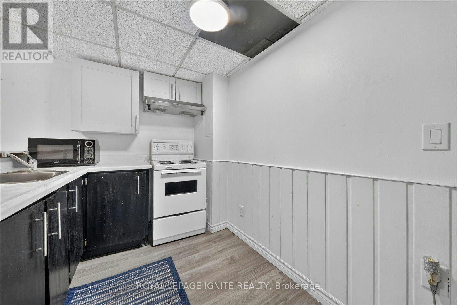 39 Longfellow Court, Whitby, ON, L1N 6V7 - 10