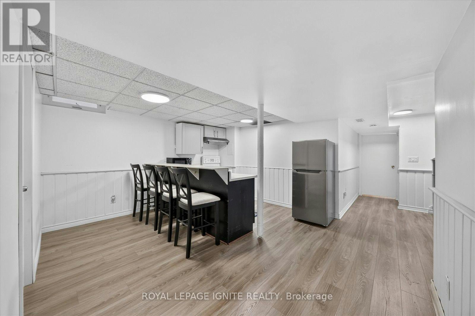 39 Longfellow Court, Whitby, ON, L1N 6V7 - 9