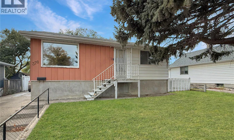 378 9th Avenue NW