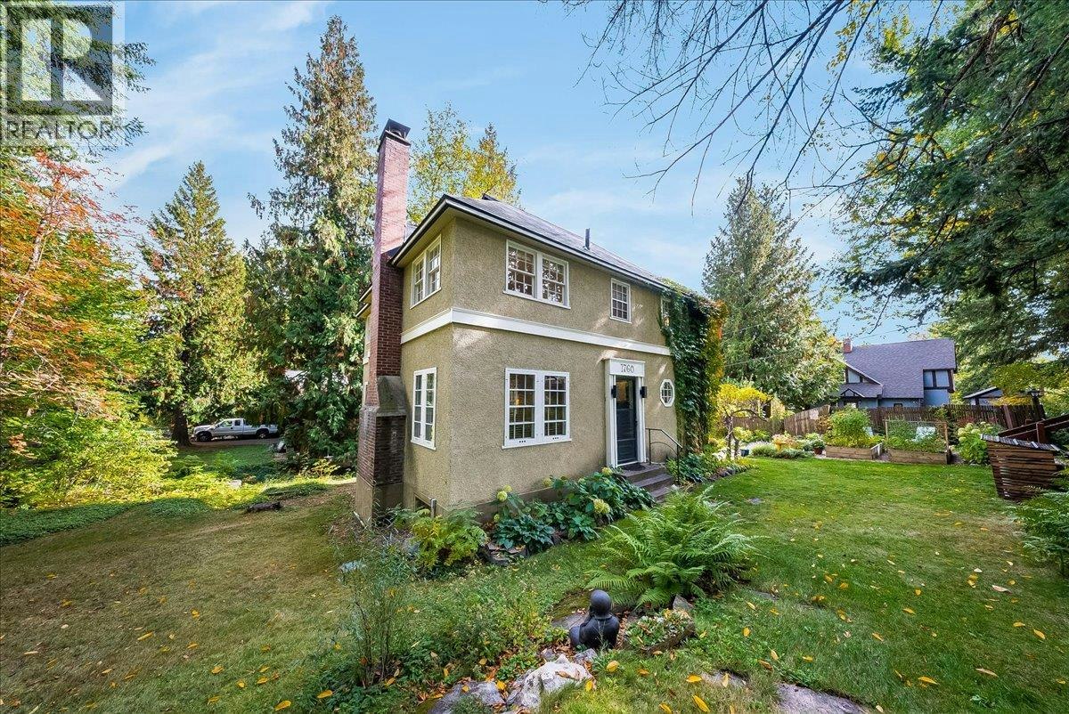 1760 Park Street, Rossland, BC, V0G 1Y0