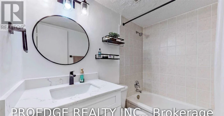 2507-5 Massey Square, Toronto, ON, M4C 5L5 - 27