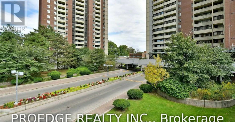 2507-5 Massey Square, Toronto, ON, M4C 5L5 - 3
