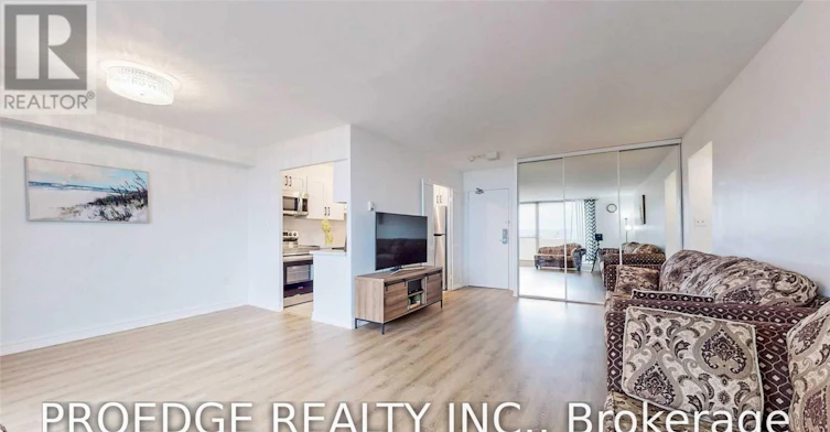 2507-5 Massey Square, Toronto, ON, M4C 5L5 - 13