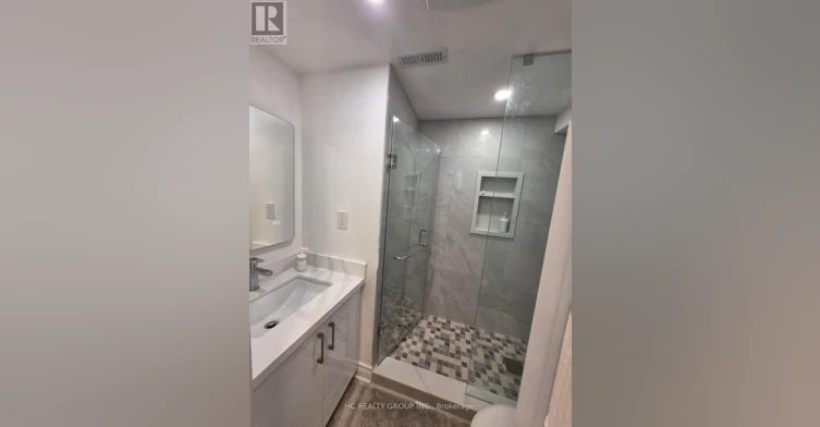 70 Copperwood Square, Toronto, ON, M1V 2C1 - 4