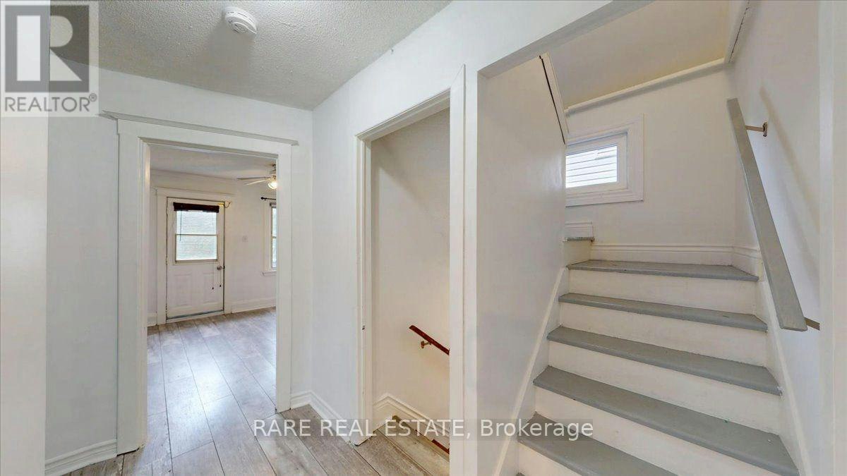 2-8 Balsam Avenue N, Hamilton, ON, L8L 6Y2 - 16