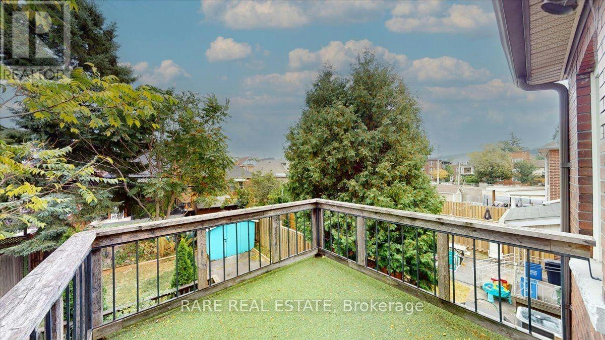 2-8 Balsam Avenue N, Hamilton, ON, L8L 6Y2 - 26