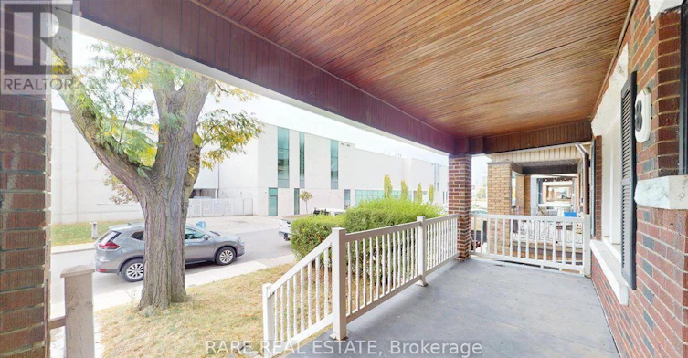 2-8 Balsam Avenue N, Hamilton, ON, L8L 6Y2 - 3