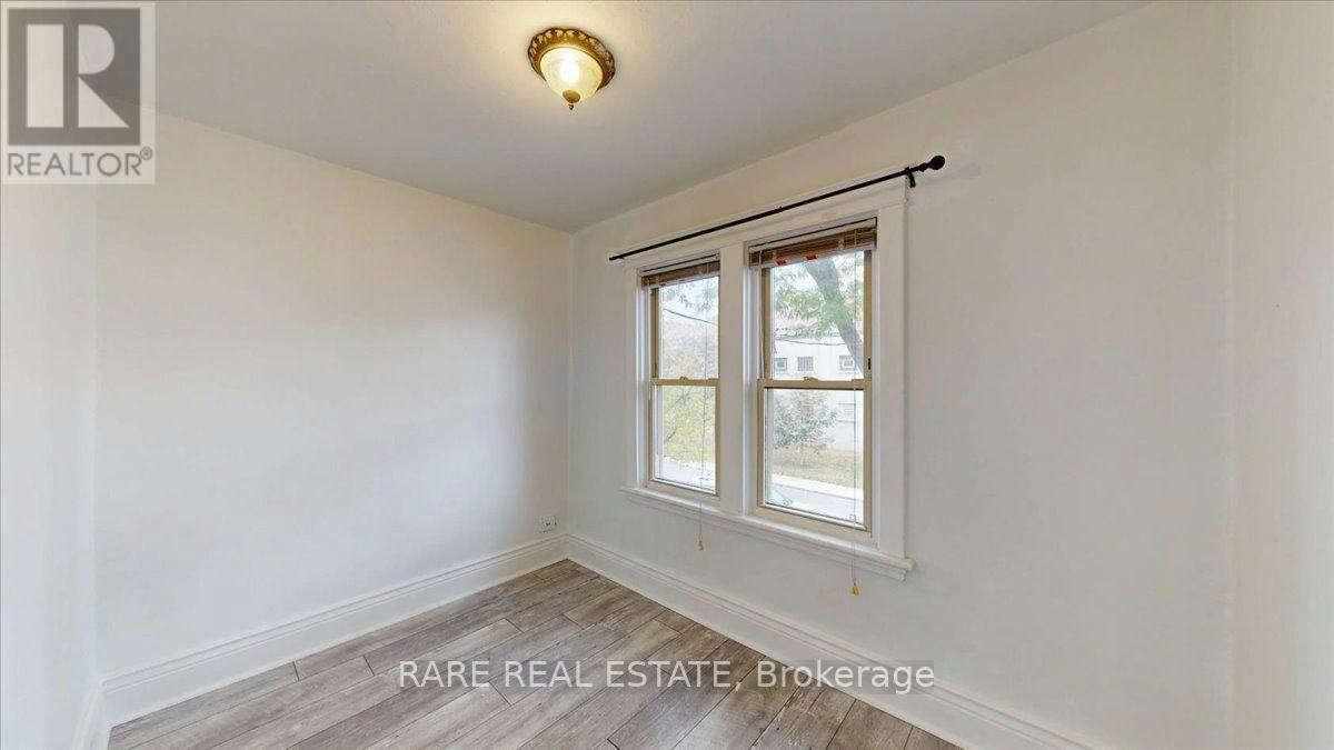 2-8 Balsam Avenue N, Hamilton, ON, L8L 6Y2 - 17