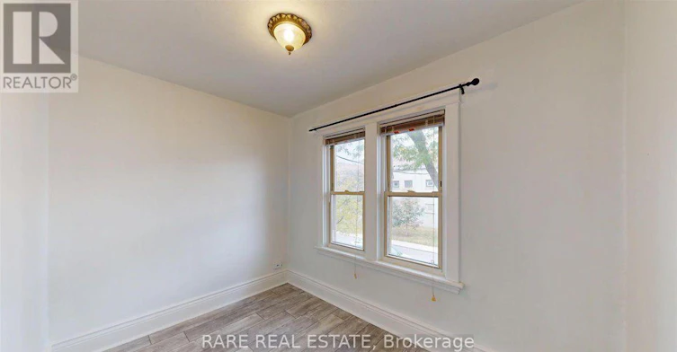 2-8 Balsam Avenue N, Hamilton, ON, L8L 6Y2 - 17