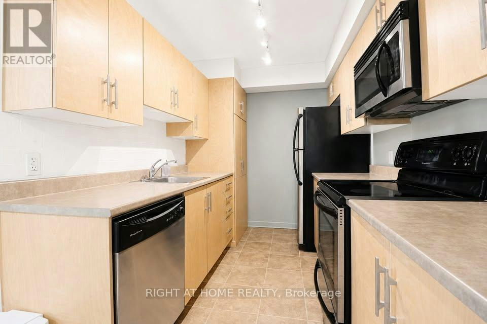 711-138 Somerset Street W, Ottawa, ON, K2P 0A3 - 6