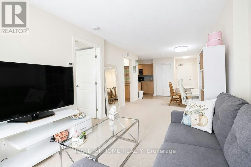 711-138 Somerset Street W, Ottawa, ON, K2P 0A3 - 3
