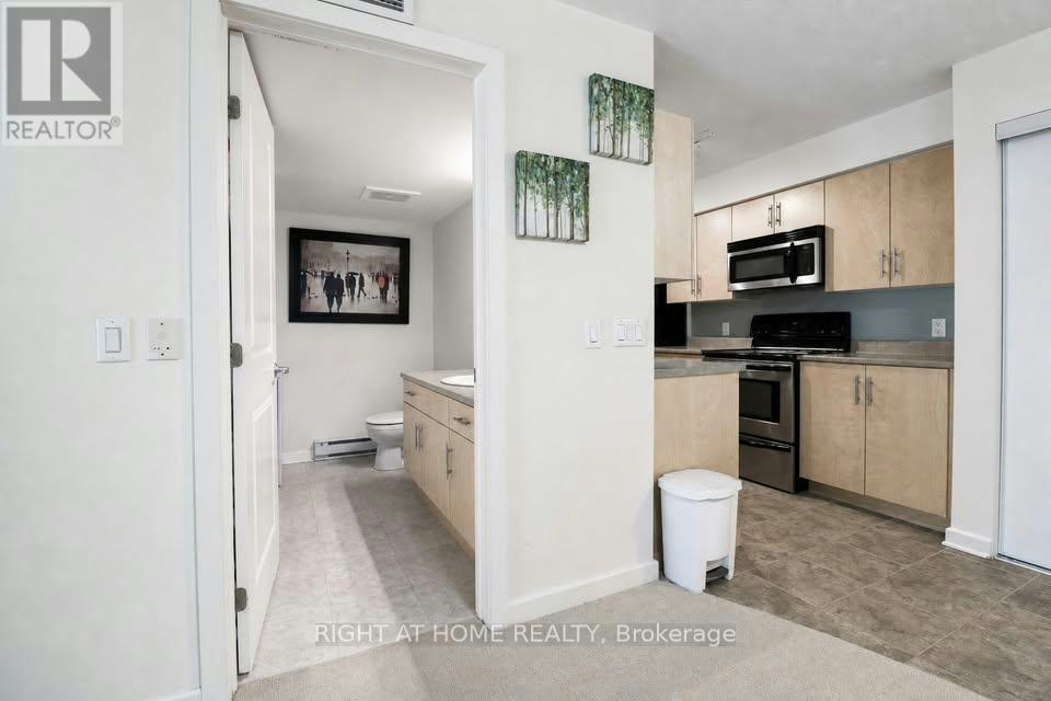 711-138 Somerset Street W, Ottawa, ON, K2P 0A3 - 11