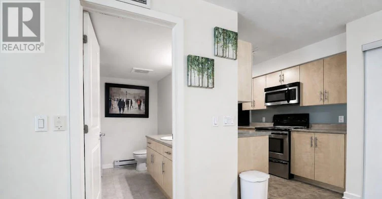 711-138 Somerset Street W, Ottawa, ON, K2P 0A3 - 11