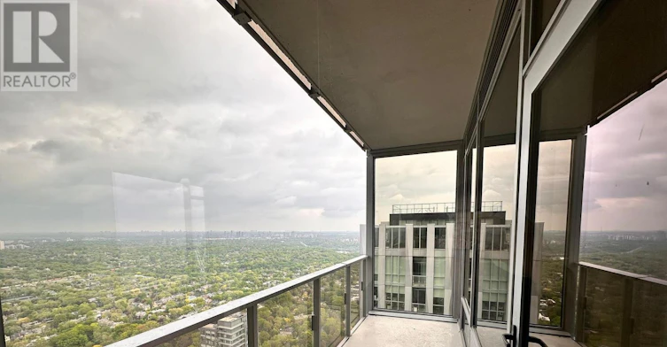 5504-11 Yorkville Avenue, Toronto, ON, M4W 0B7 - 5