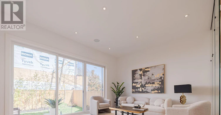 UPPER-40 Morningside Avenue, Toronto, ON, M6S 1C4 - 14