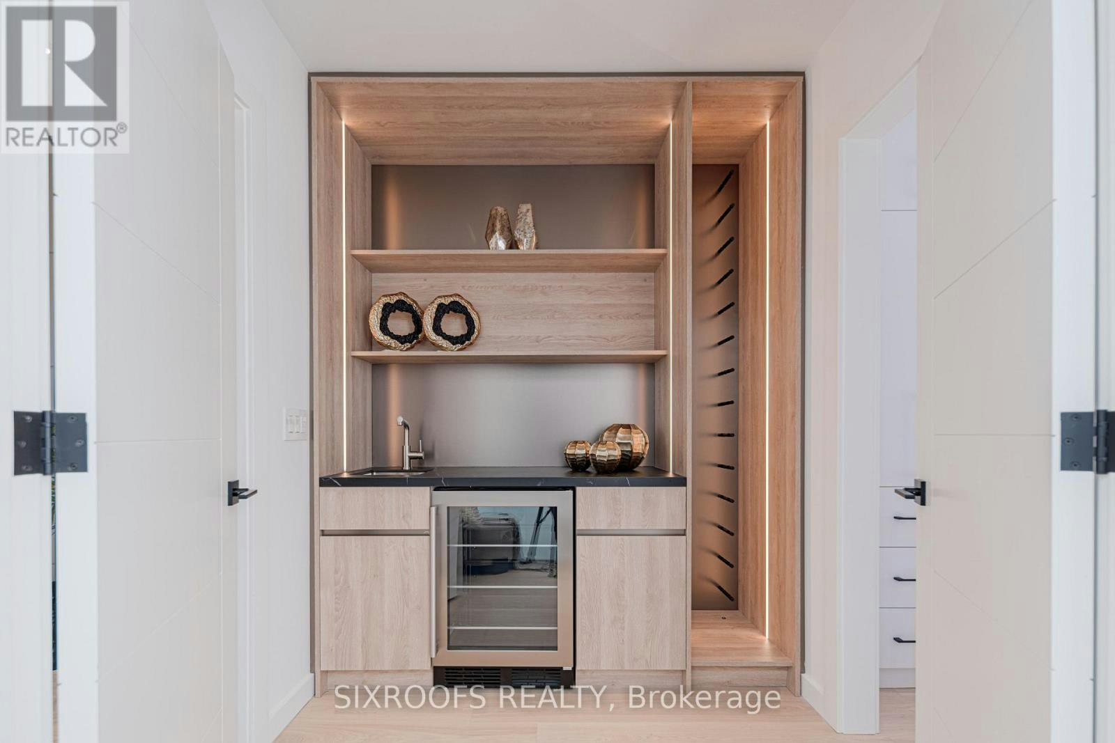 UPPER-40 Morningside Avenue, Toronto, ON, M6S 1C4 - 24