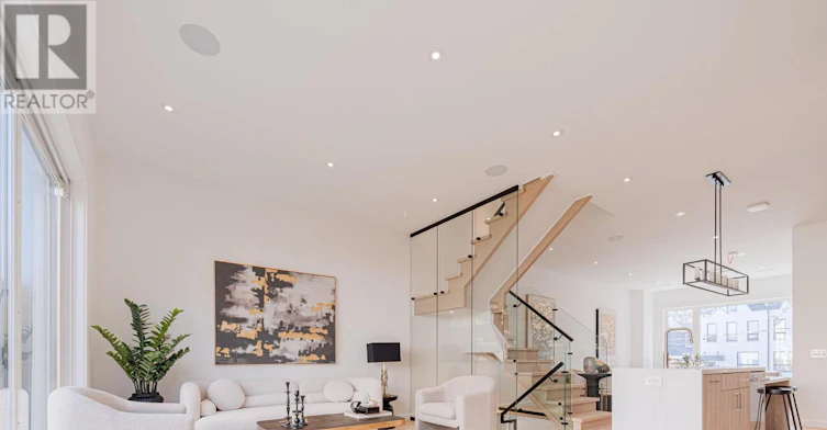 UPPER-40 Morningside Avenue, Toronto, ON, M6S 1C4 - 8