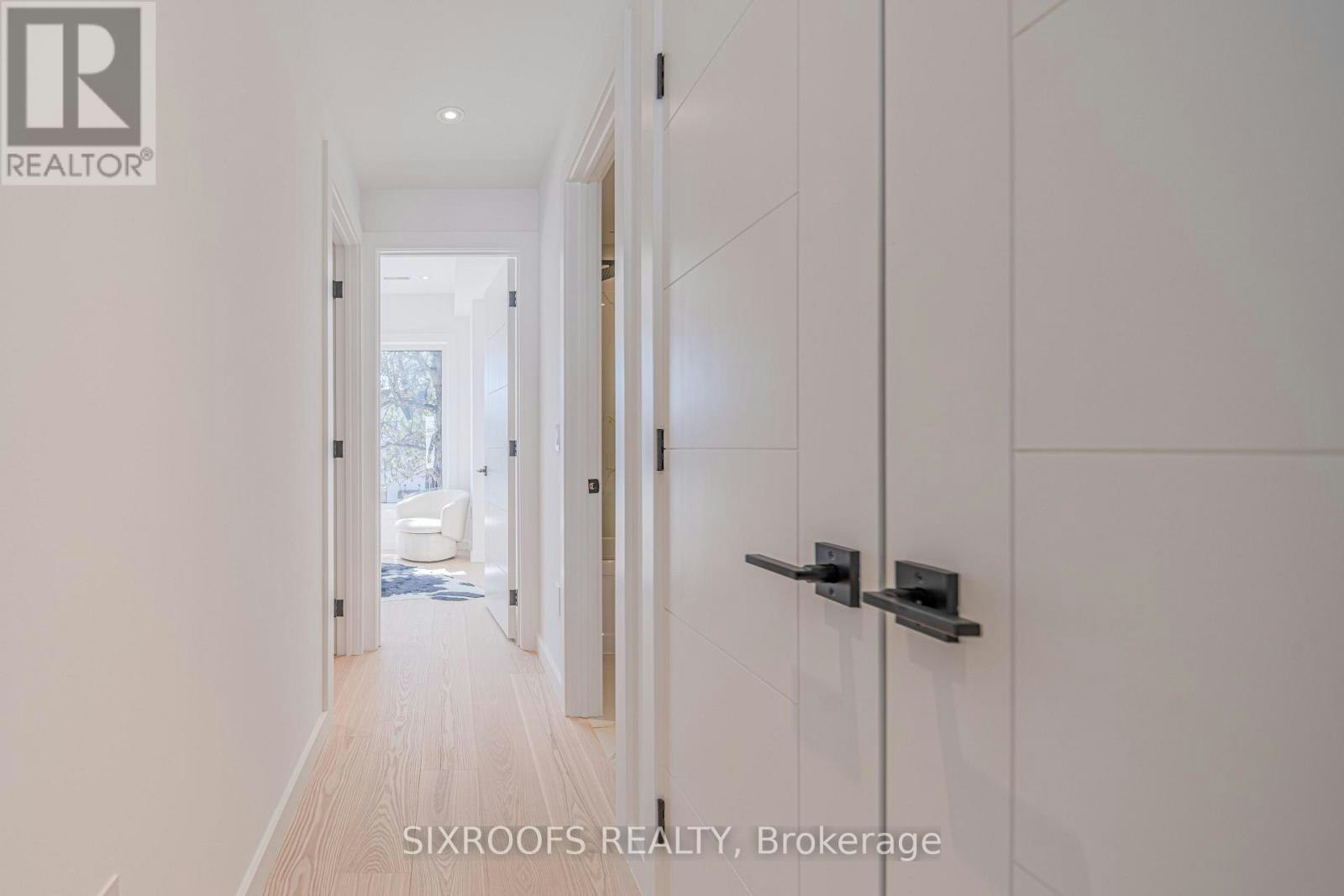 UPPER-40 Morningside Avenue, Toronto, ON, M6S 1C4 - 19